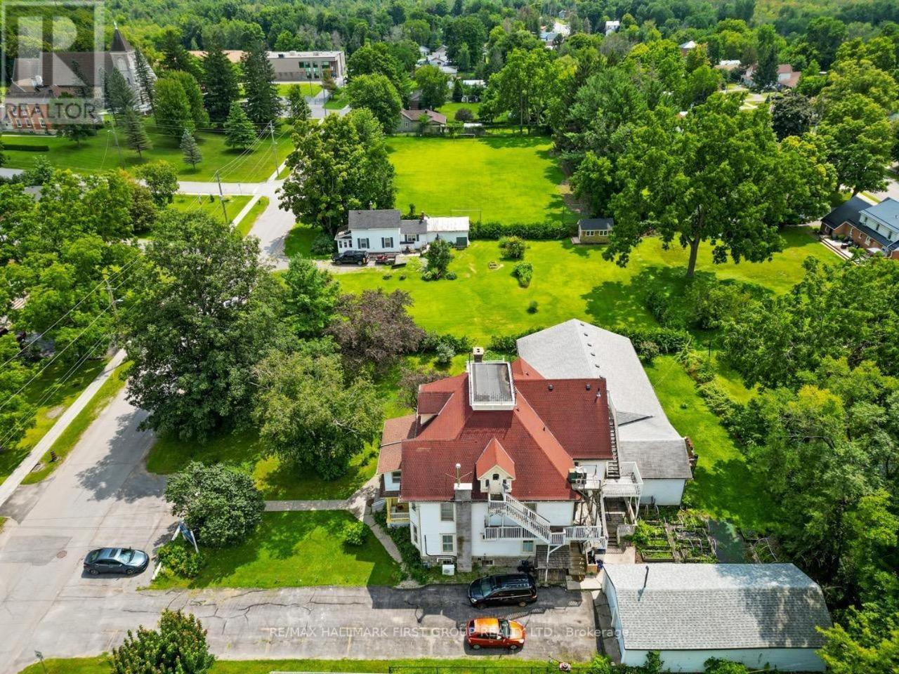 Marmora And Lake Inn And Victorian Diner Exterior foto